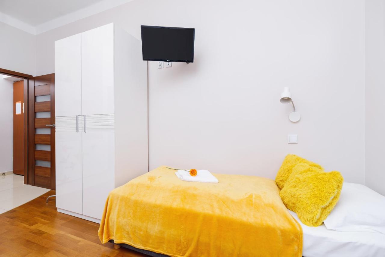 Przytulne Studio Krowoderska Krakow By Noclegi Renters Luaran gambar